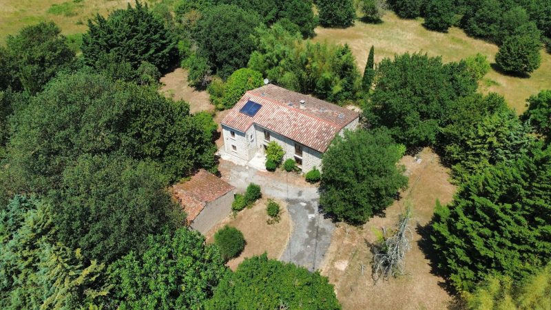 Magnifique ferme en pierre rénovée avec terrain, vues et intimité – à 10 minutes de Mirepoix