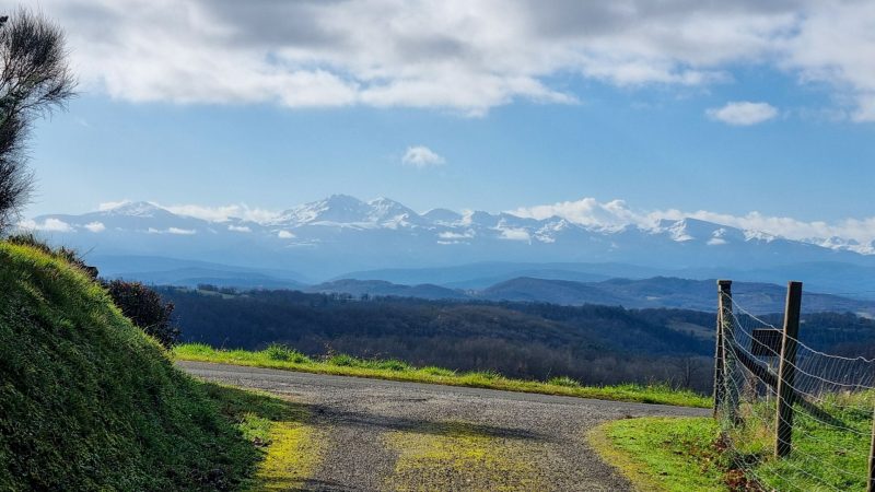 Magnifique ferme en pierre rénovée avec terrain, vues et intimité – à 10 minutes de Mirepoix