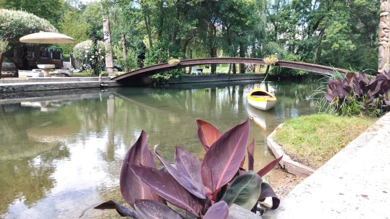 Emplacement Magique sur les Rives de la Charente, Sans Voisins Proches – Mansle