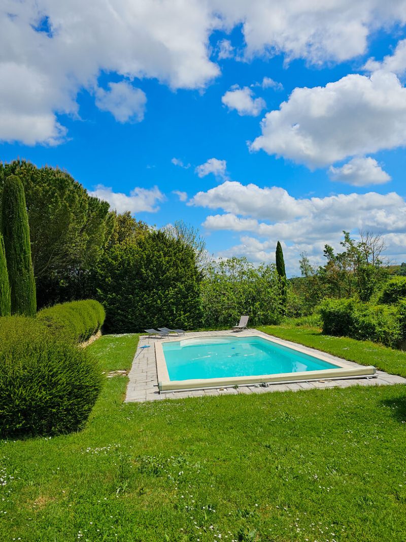 Élégante demeure de caractère du Lauragais avec logement indépendant et piscine. 35 minutes de Toulouse