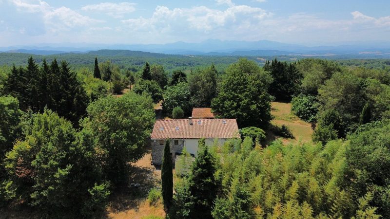 Magnifique ferme en pierre rénovée avec terrain, vues et intimité – à 10 minutes de Mirepoix